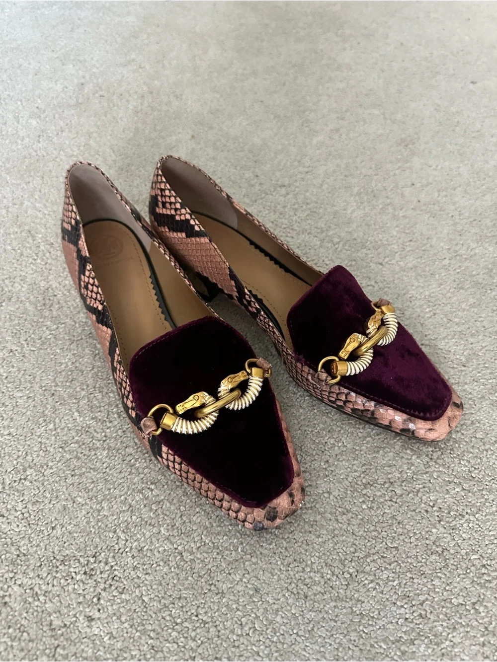 Tory Burch Women's Velvet and Snake-Print Loafers in Burgundy and Pink - Picture 4 of 12